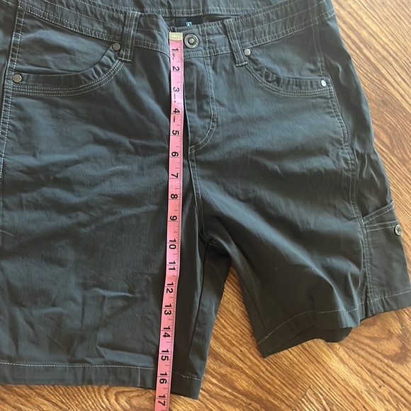 KUHL cargo hiking shorts - Picture 8 of 10
